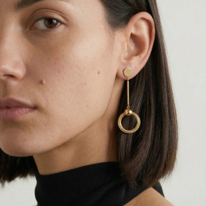 Ilgi aukso spalvos auskarai