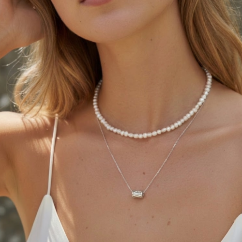 Grandinėlė su pakabuku